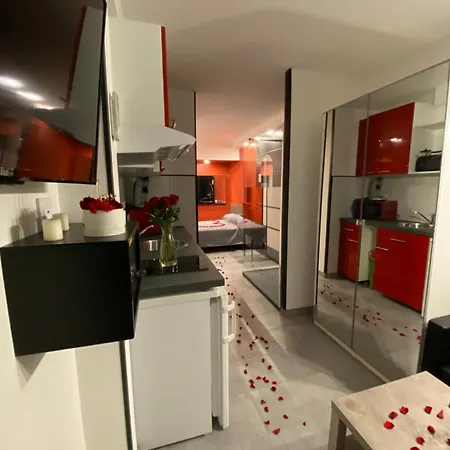 Port Nature Village Naturiste Apartment